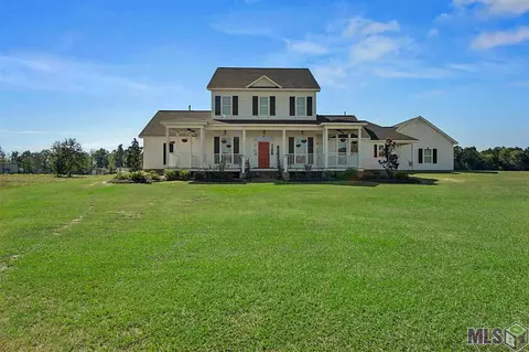 12814 Thoroughbred Ln, Walker, LA 70785 photo 1