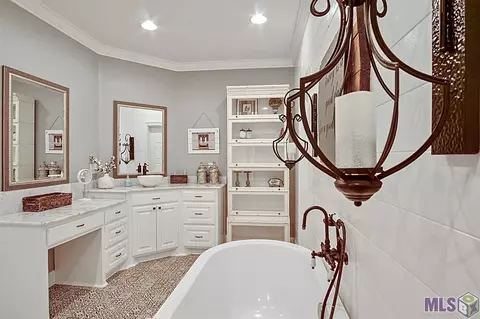 12814 Thoroughbred Ln, Walker, LA 70785 photo 19