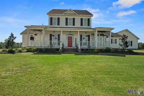 12814 Thoroughbred Ln, Walker, LA 70785 photo 3