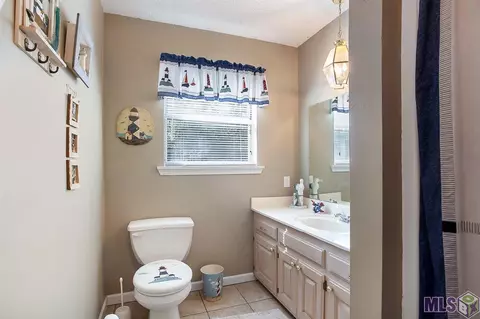 32783 Cypress Dr, Springfield, LA 70462 photo 11