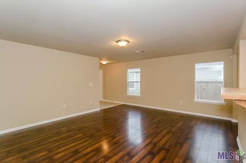 30233 Daffodil Dr, Walker, LA 70785 photo 6