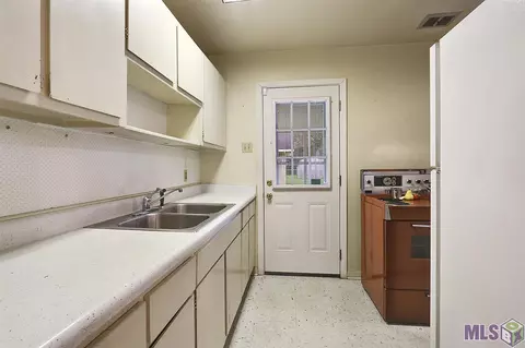 626 Charles Ave, Baker, LA 70714 photo 4