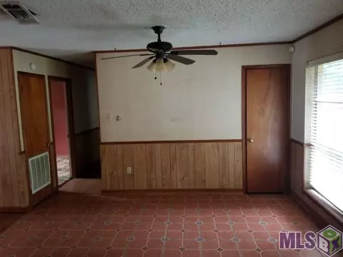 6411 E Myrtle Ave, Baker, LA 70714 photo 3