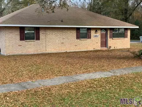 1802 Debra Dr, Baker, LA 70714 photo 1