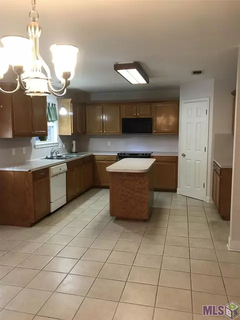 29373 Dana St, Walker, LA 70785 photo 9