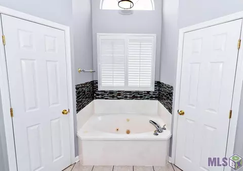 12502 Timberwood Dr, Walker, LA 70785 photo 10