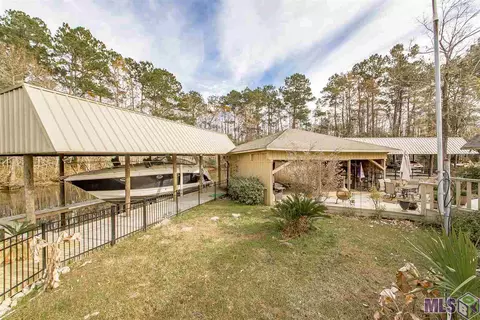 31741 River Pines Dr, Springfield, LA 70462 photo 10