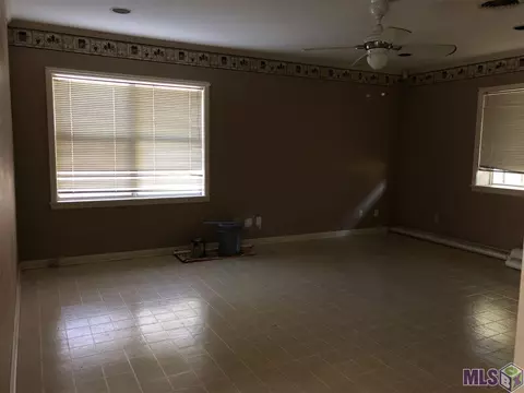 1049 Johnson St, Baker, LA 70714 photo 5