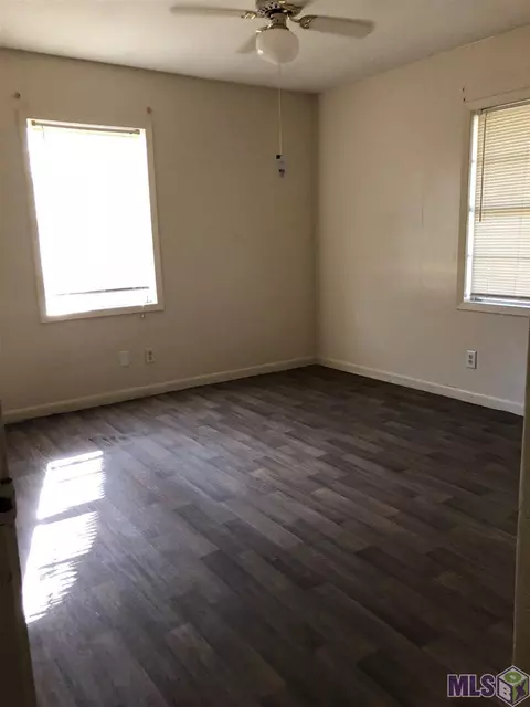 1049 Johnson St, Baker, LA 70714 photo 6