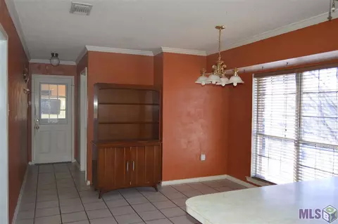 14118 Forest Glen Ln, Walker, LA 70785 photo 2