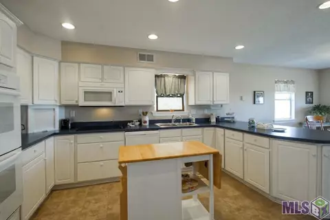 253 Carr Dr, Slidell, LA 70458 photo 9