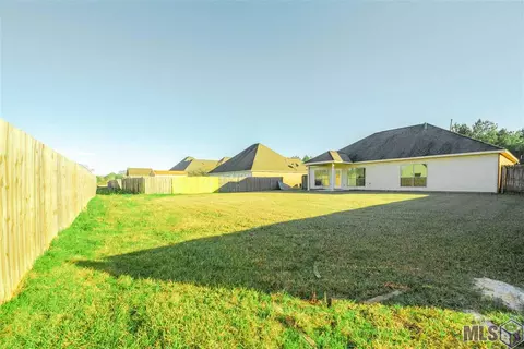 12795 Diamond Lake Dr, Walker, LA 70785 photo 10
