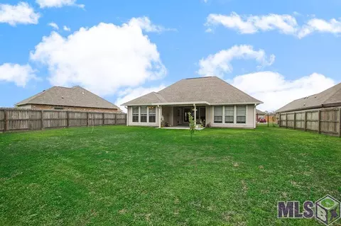 31127 Green Leaf Dr, Walker, LA 70785 photo 15