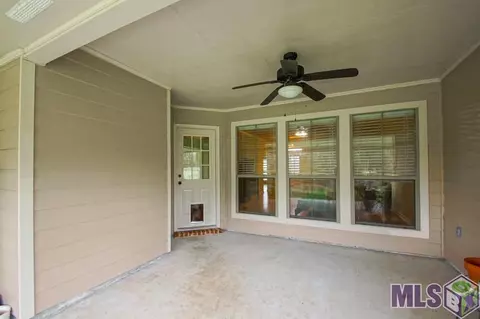 31127 Green Leaf Dr, Walker, LA 70785 photo 12