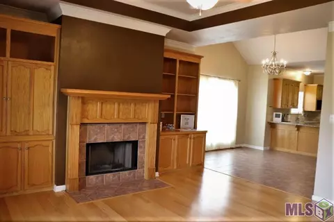 13615 Meadow Xing, Walker, LA 70785 photo 2
