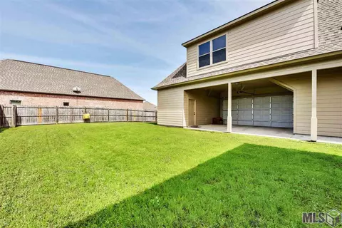 13277 Williamsburg Dr, Walker, LA 70785 photo 6
