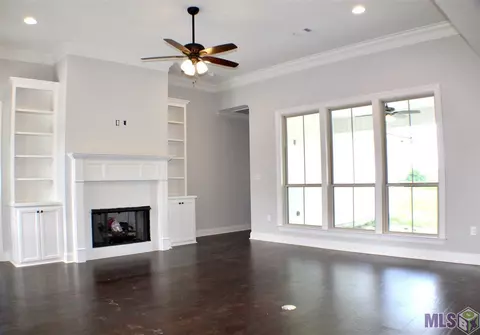 4915 Pointe Prospect Dr, Oscar, LA 70762 photo 5