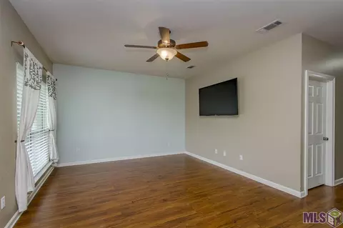 15709 Varnado Rd, Walker, LA 70785 photo 9