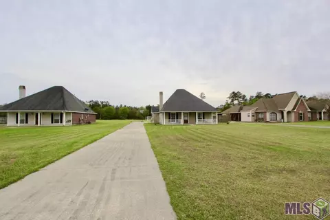 13046 N Ridge Rd, Walker, LA 70785 photo 2