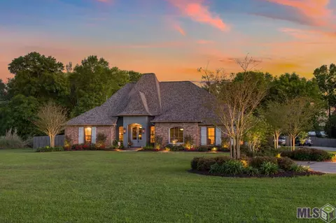 15308 E Ridge Dr, Walker, LA 70785 photo 2