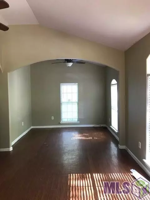 13417 Petite Dr, Maurepas, LA 70449 photo 7