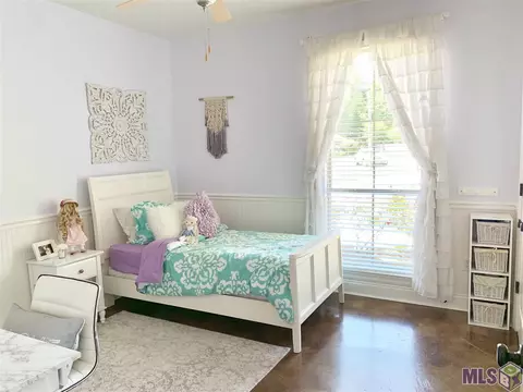 30070 Oak Shadow Dr, Walker, LA 70785 photo 9