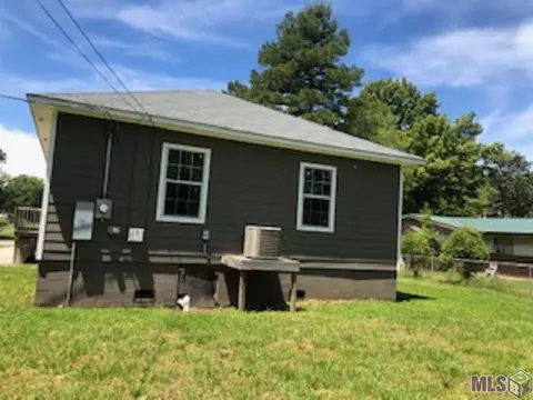 2610 Pearce St, Baker, LA 70714 photo 2