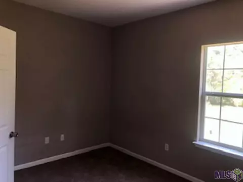2610 Pearce St, Baker, LA 70714 photo 10