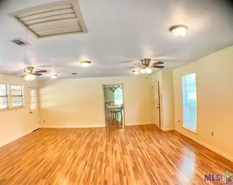 29141 Jan St, Walker, LA 70785 photo 5