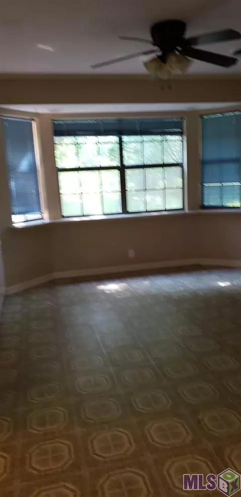 1505 Debra Dr, Baker, LA 70714 photo 5