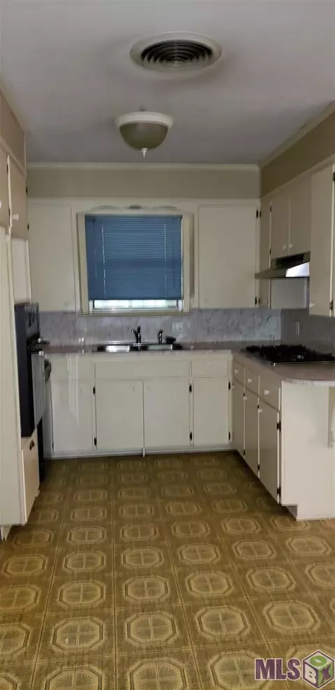 1505 Debra Dr, Baker, LA 70714 photo 3