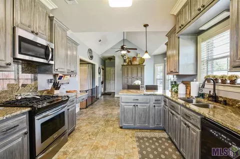 13071 Ridge Dr, Walker, LA 70785 photo 11