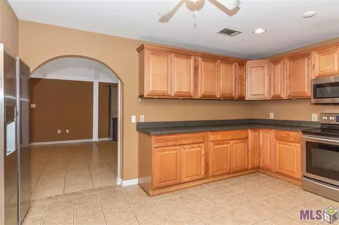 14731 Springfield Rd, Walker, LA 70785 photo 4