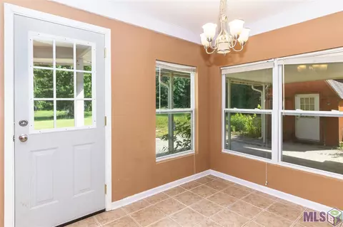 14731 Springfield Rd, Walker, LA 70785 photo 8
