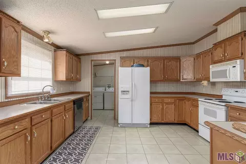 13448 Herring Dr, Walker, LA 70785 photo 9