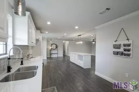 12105 Mockingbird Ln, Walker, LA 70785 photo 10