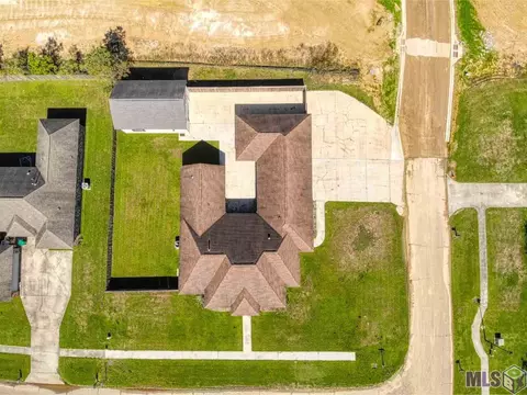 12813 Ruby Lake Dr, Walker, LA 70785 photo 4