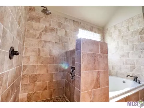 12813 Ruby Lake Dr, Walker, LA 70785 photo 18