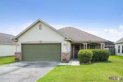 30239 Daffodil Dr, Walker, LA 70785 photo 1