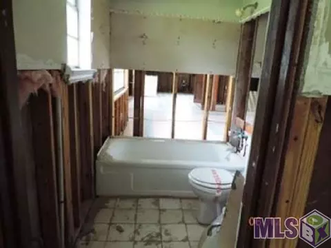 7337 Melpomene Dr, Baker, LA 70714 photo 10