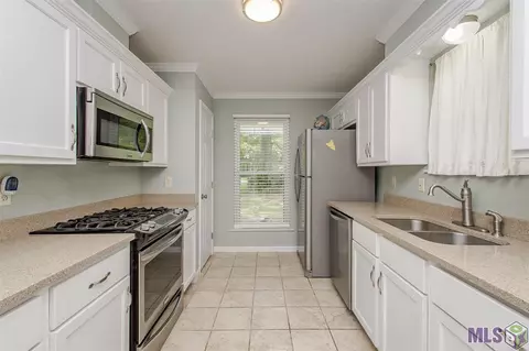 29196 Betty Dr, Walker, LA 70785 photo 4
