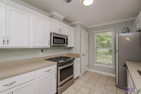 29196 Betty Dr, Walker, LA 70785 photo 9