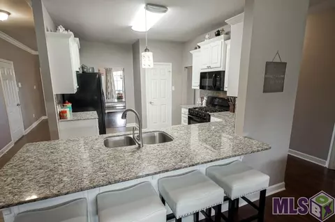 34052 Springlake Dr, Walker, LA 70785 photo 9