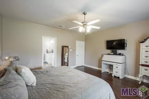34052 Springlake Dr, Walker, LA 70785 photo 14