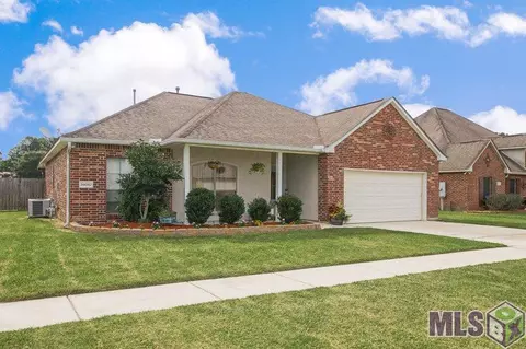 34052 Springlake Dr, Walker, LA 70785 photo 2
