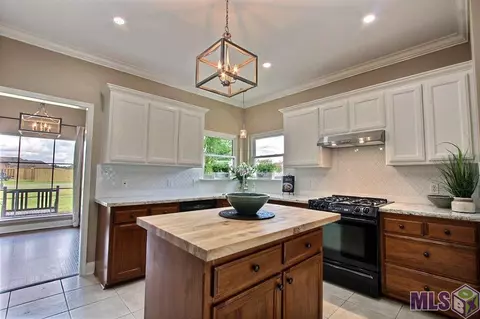 32909 Briar Oak Dr, Walker, LA 70785 photo 8