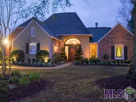 1220 Bluewater Dr, Mandeville, LA 70471 photo 1