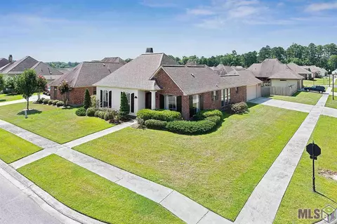 13258 Brookcrest Dr, Walker, LA 70785 photo 2