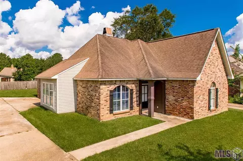 30467 Michelle St, Walker, LA 70785 photo 2