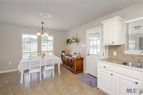 33747 Fairhaven Ave, Walker, LA 70785 photo 3
